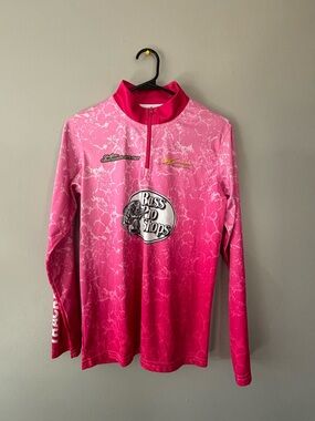 Bass Pro Shops Outdoor Fishing Sweatshirt